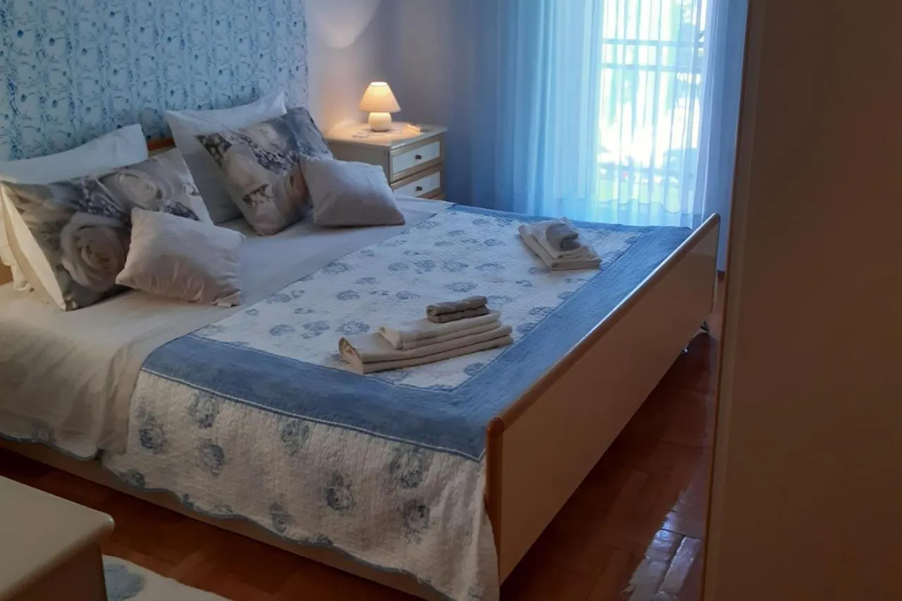 Apartment Villa Marija بوريتش