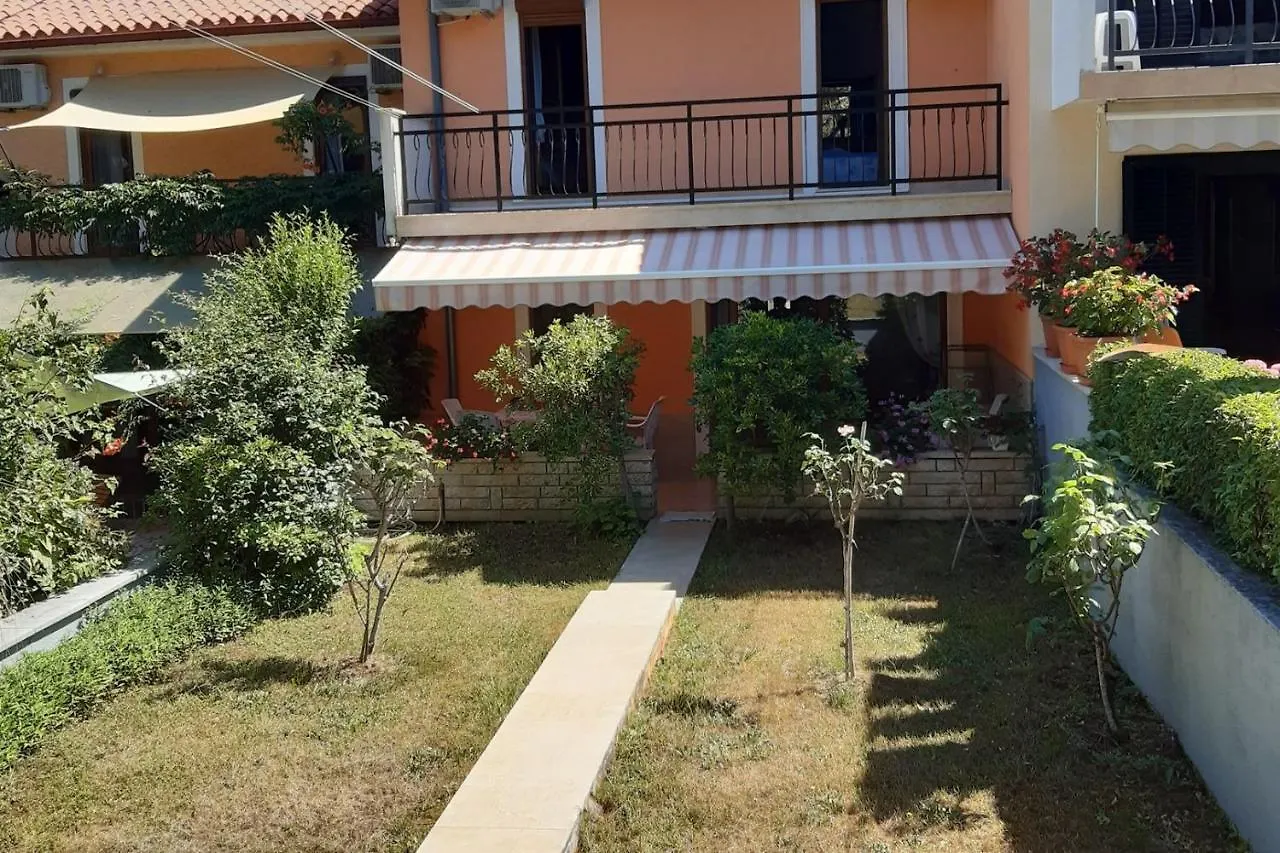 Apartment Villa Marija بوريتش