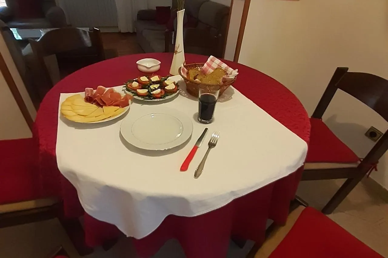Apartment Villa Marija بوريتش