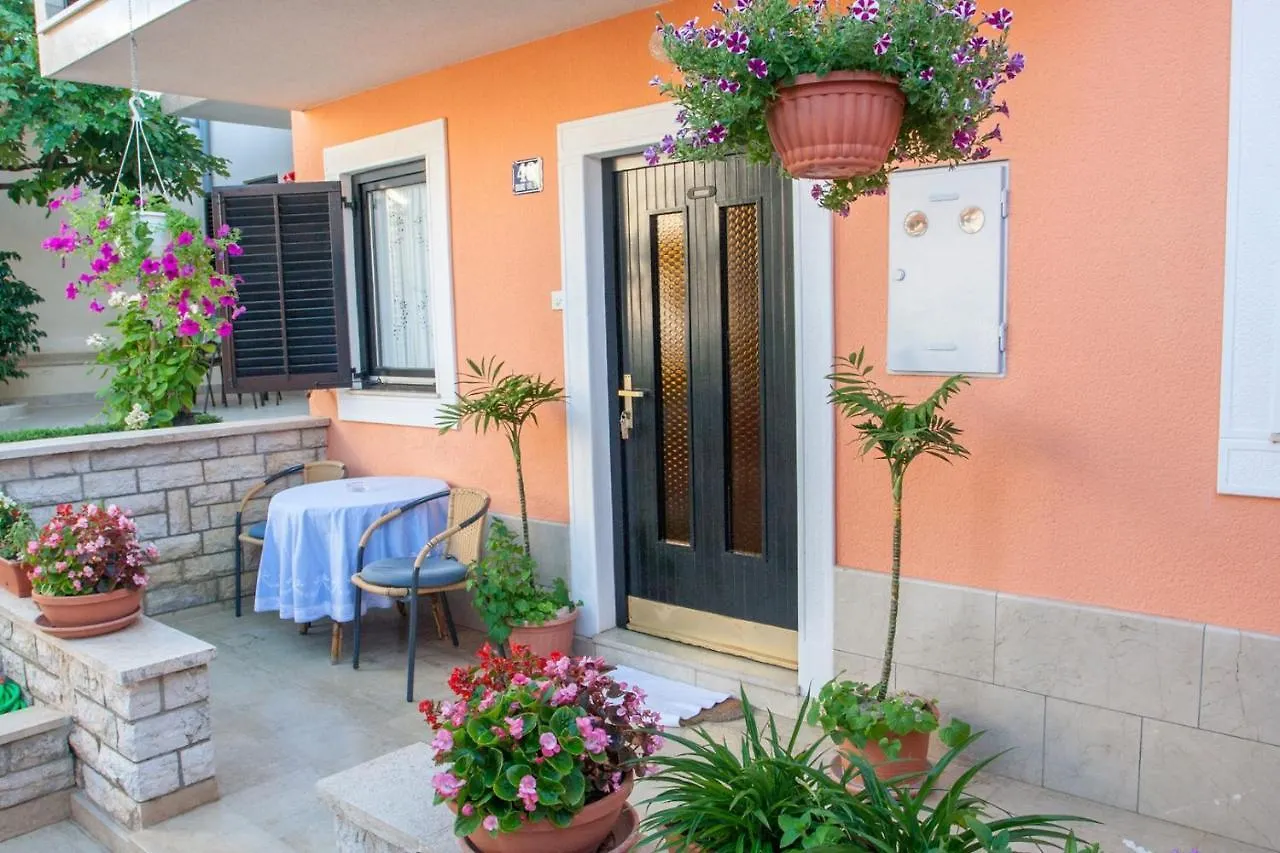 Apartment Villa Marija بوريتش